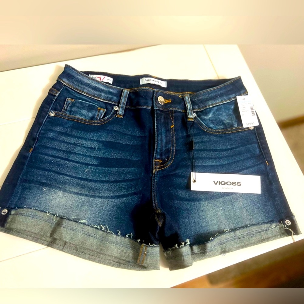 VIGOSS JEAN SHORTS NWT SIZE 27